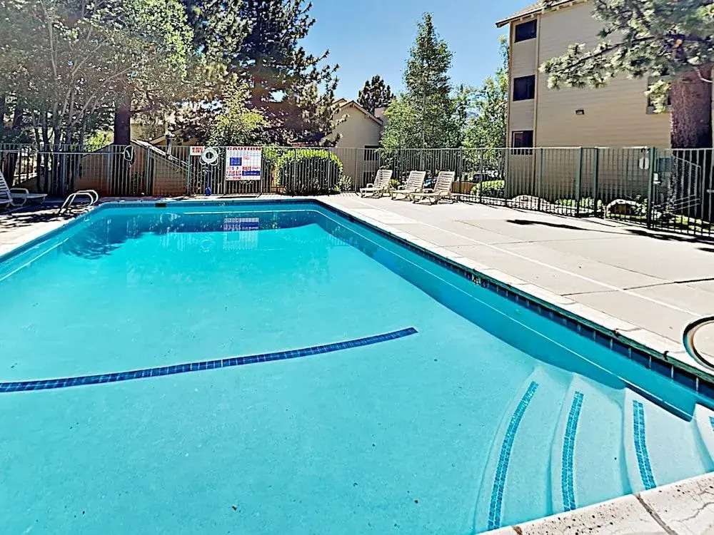 Meadow #16 - 3 Br Condo