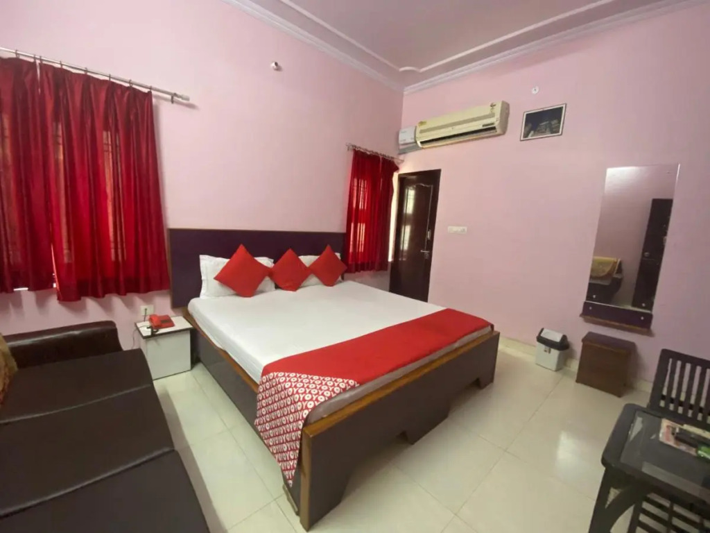 Hotel Aarjee Crescent Jaipur