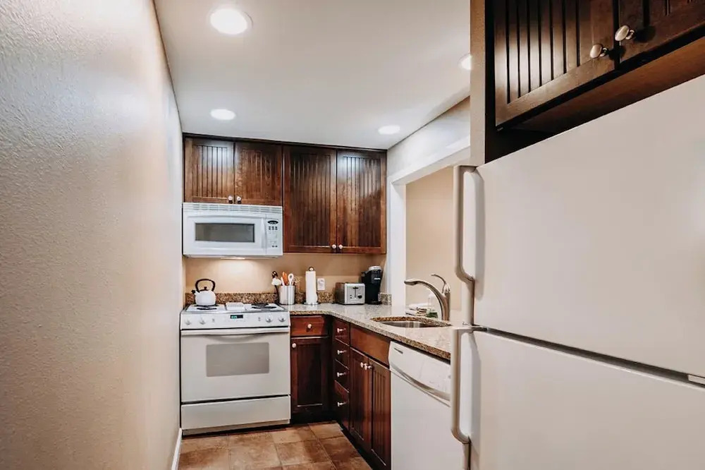 50SW - Wi-Fi - Fireplace - W/D - D/W - Sleeps 4