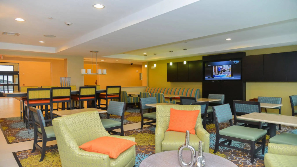 Holiday Inn Express Hotels & Suites Cuero by IHG