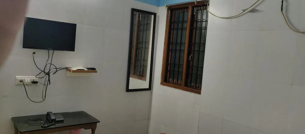 Spot On 42747 Tamilnadu Mansion