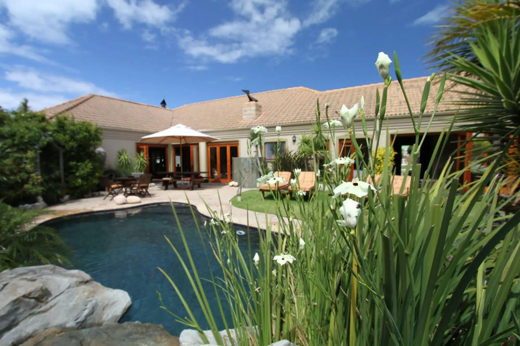 Villa Chad Luxury Guesthouse