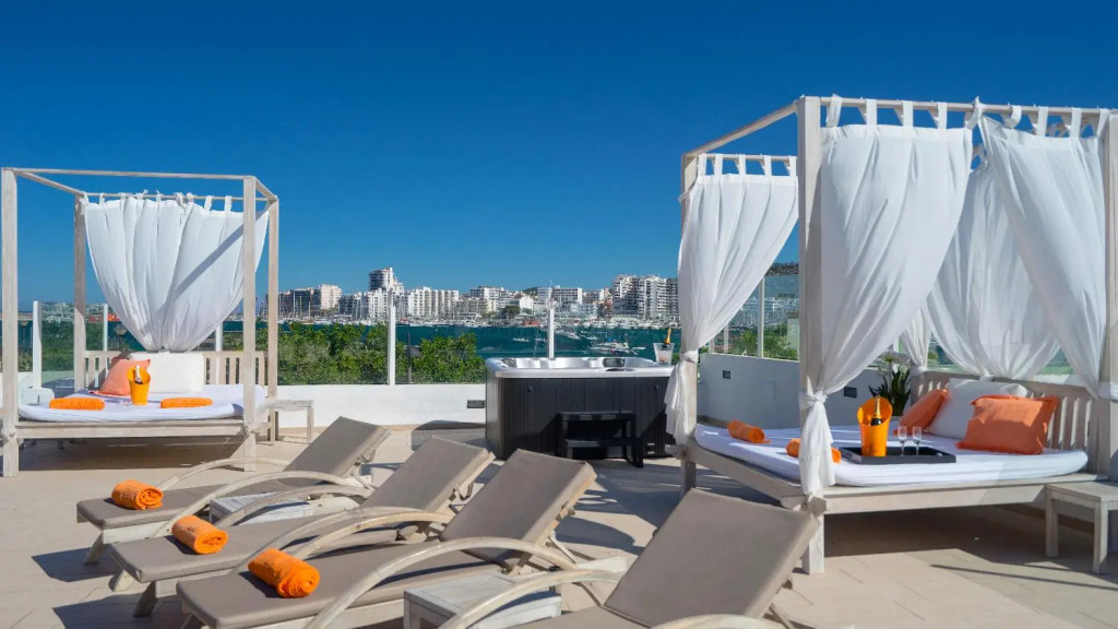 Отель THB Ocean Beach
