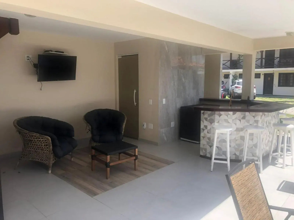 Apartamento moderno e super confortável localizado a alguns passos da Praia Grande
