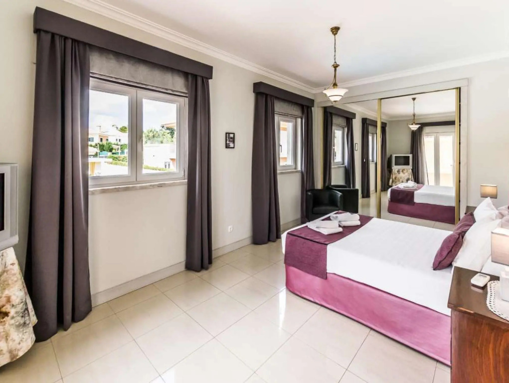 Villa Quinta da Marinha II
