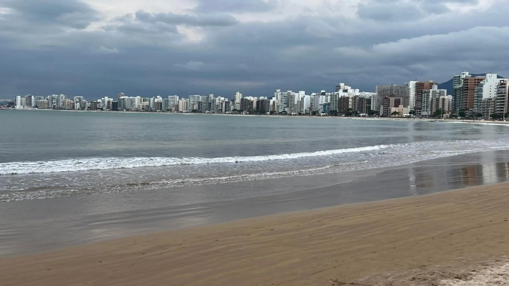 Apartamento 4 quartos Av Beira Mar nº 36 - Edif Canto Nobre - Guarapari ES