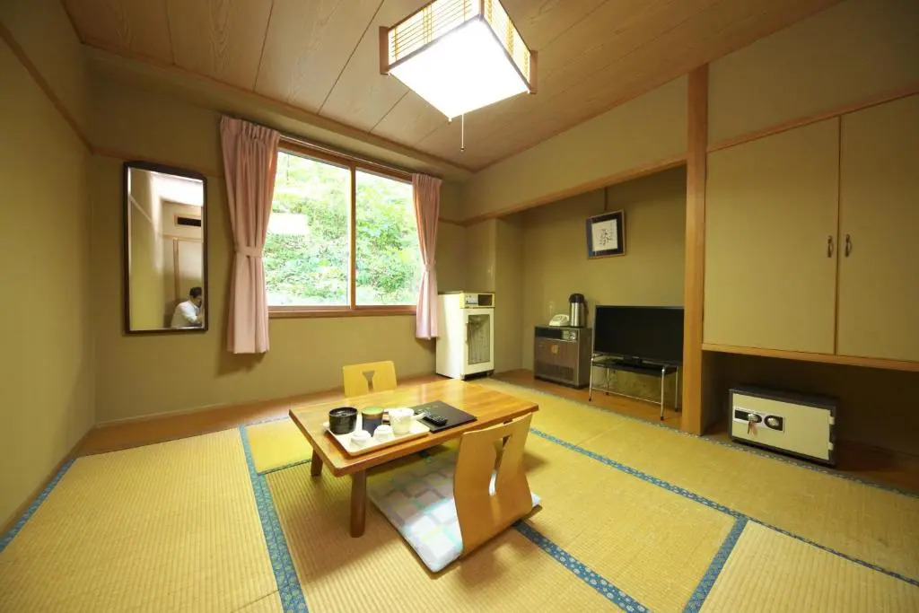 Shiga Swiss Inn