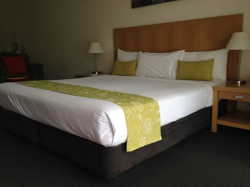 Ramada Resort Flynns Beach