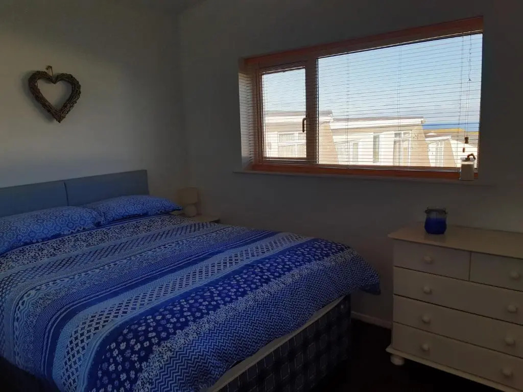 Chalet 18 Widemouth Bay Holiday Village