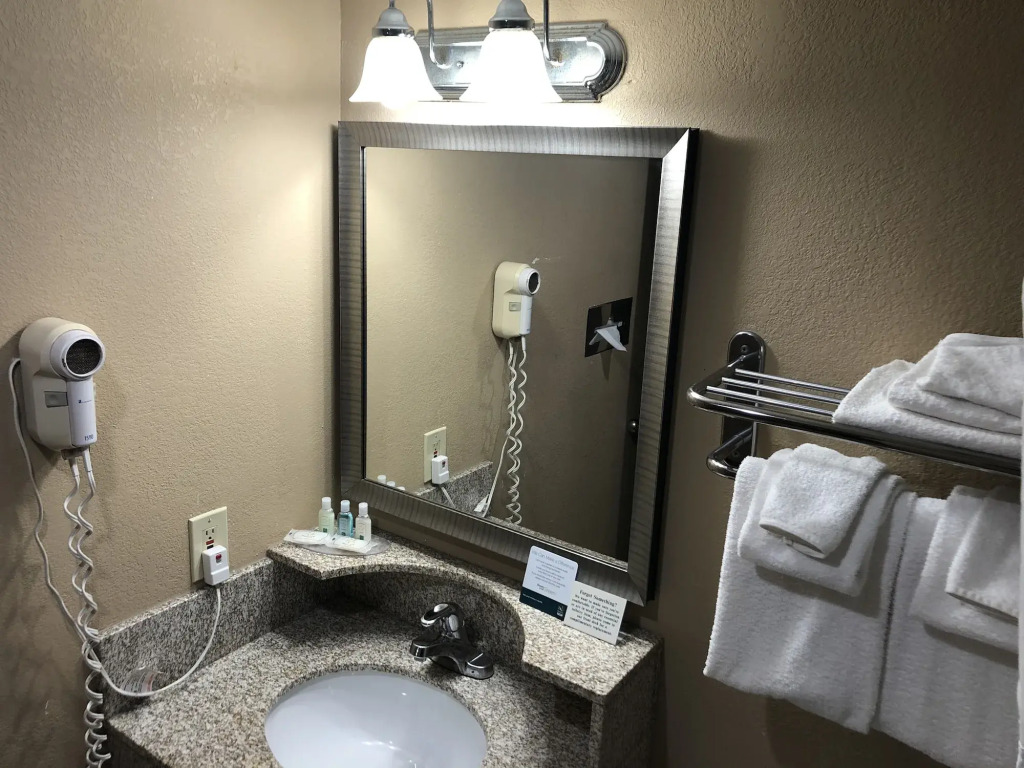 Quality Inn Near Joint Base Andrews-Washington Area