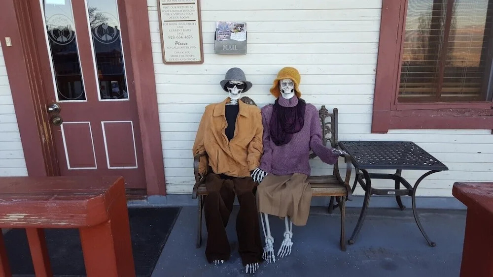 Ghost City Inn