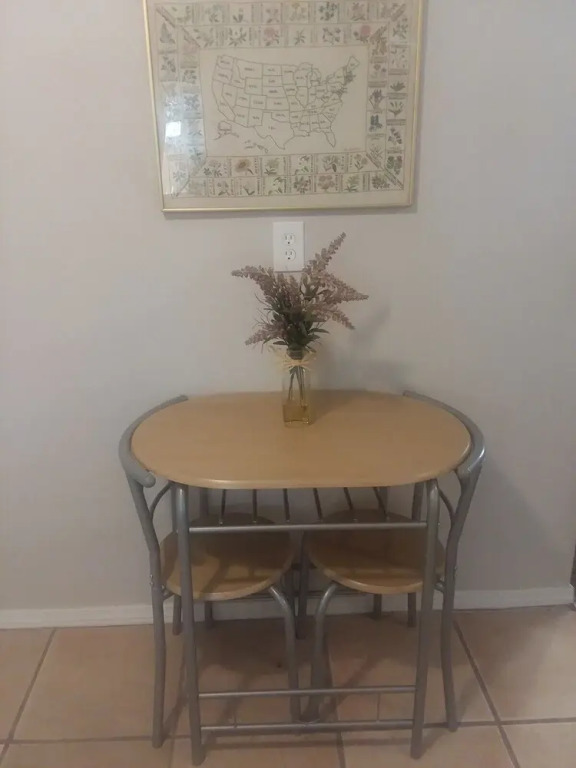 Cozy 1 br Located on the West Side of Rio Grande