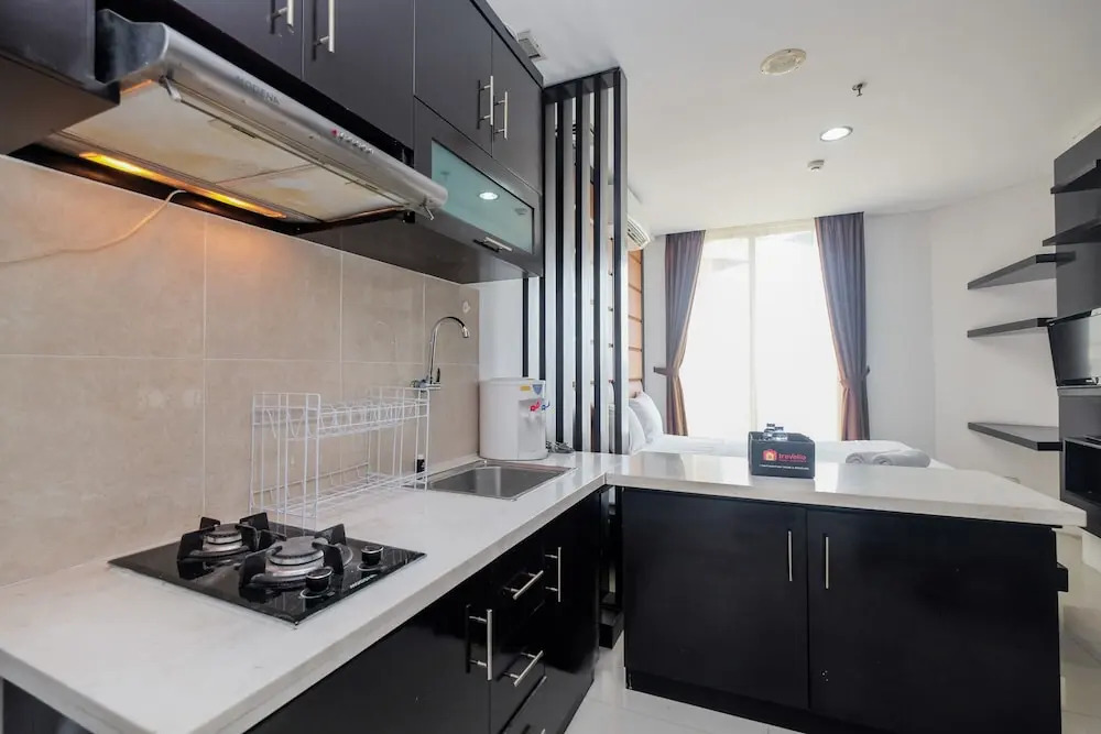 Cozy And Tidy Studio Apartment Mangga Dua Residence