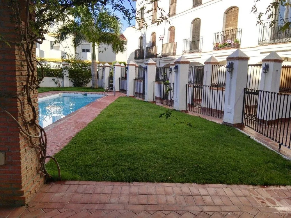 Velez Nazari 2