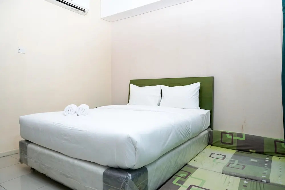 Cozy Studio Apartment at Cosmo Terrace