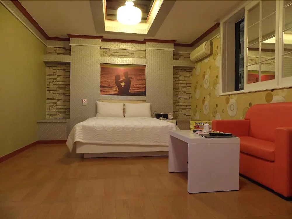 Manhattan Hotel