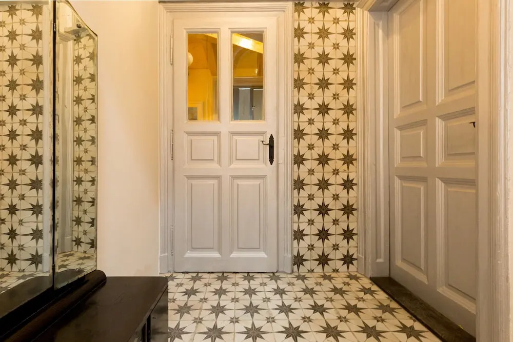 Artistic and Unique Apartment in the Centre