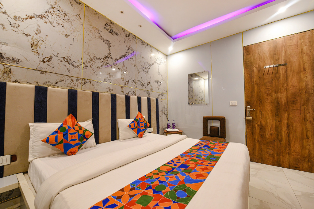 FabHotel The Dreams