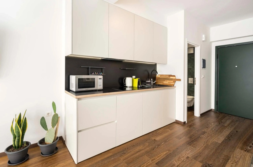 Athens' Best Location- Stunning & Spacious Studio