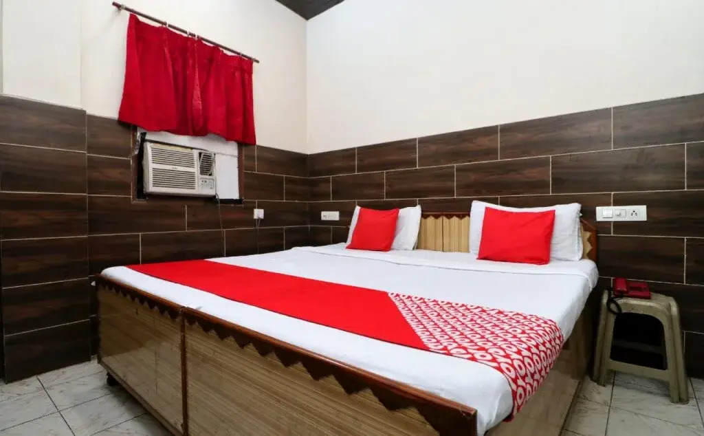 Suri Guest House By OYO Rooms