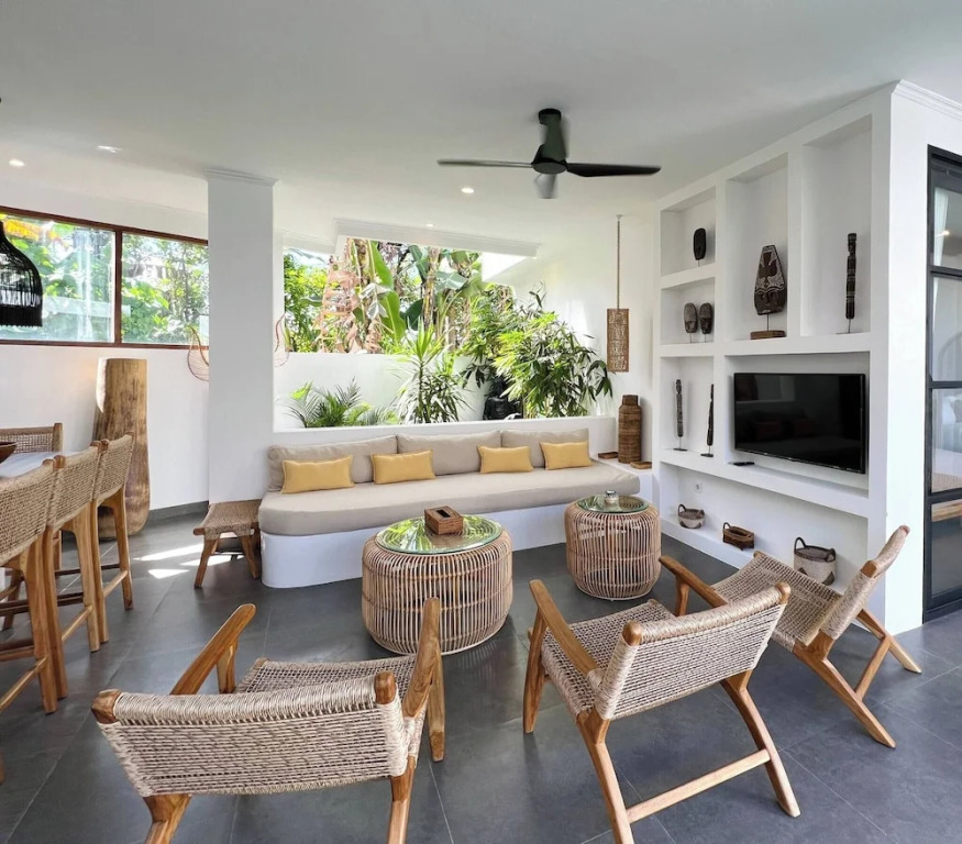 Casa Carolina Bali - Great 3 Bdr - Tumbak Bayuh Canggu