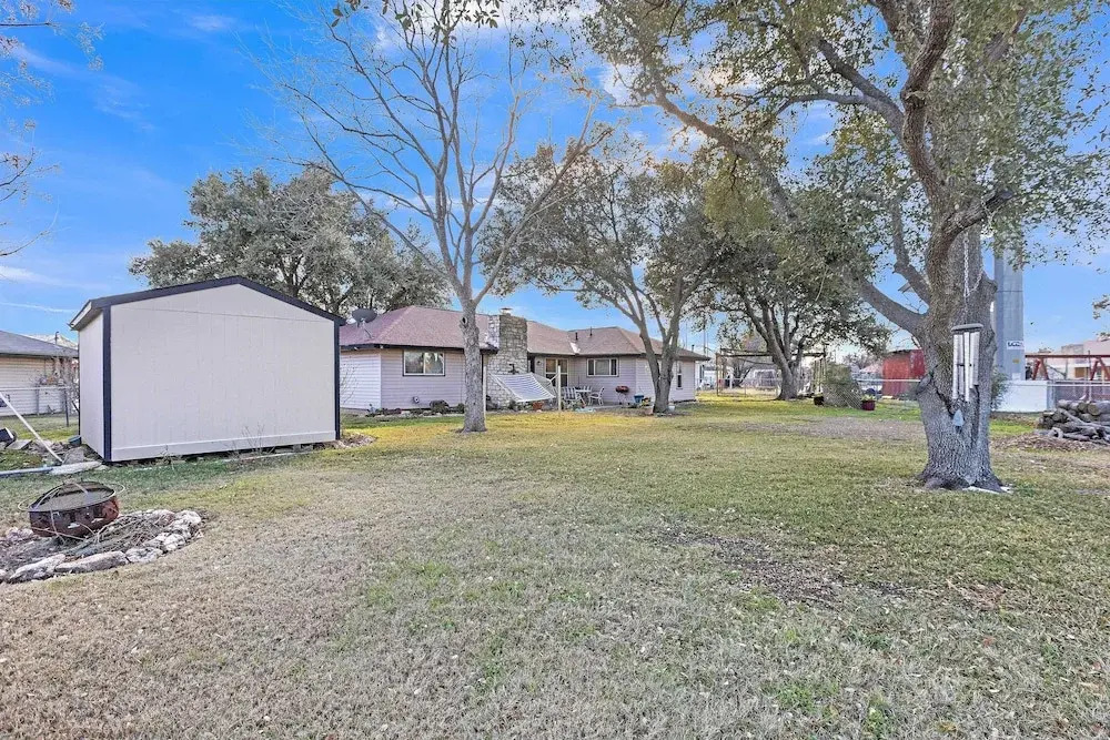 Dean's Retreat At Georgetown 3 Bedroom Home