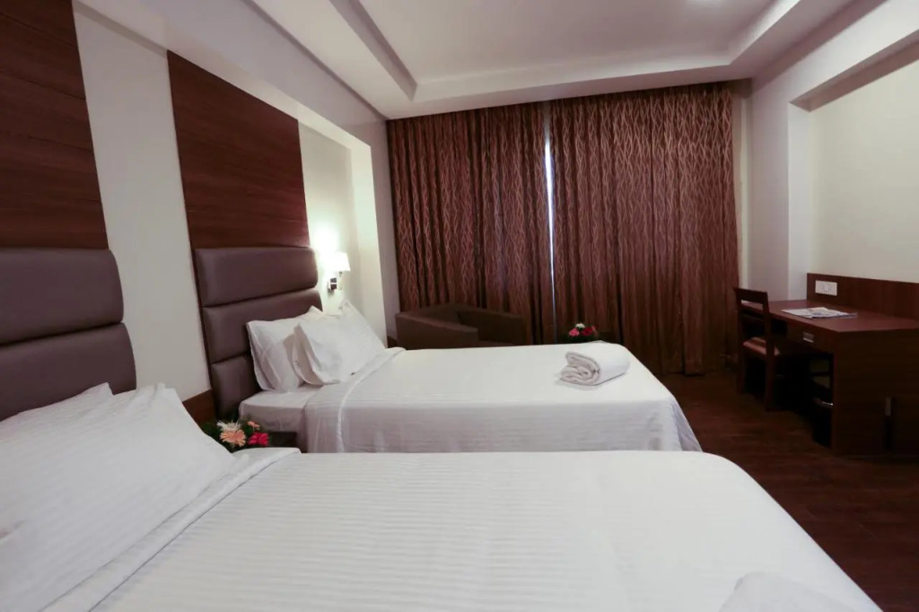 Hotel Seetharam Select