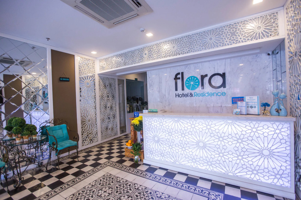 Flora Hotel