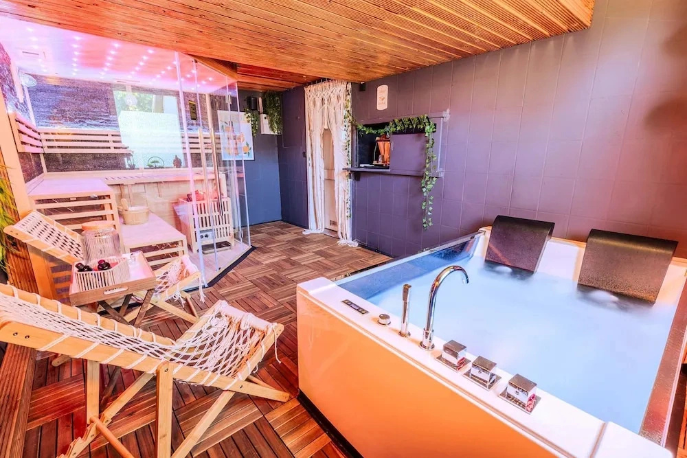 Villa Bueckeberg Game-Room and Wellness