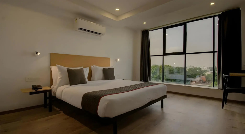 Shagun Hotel