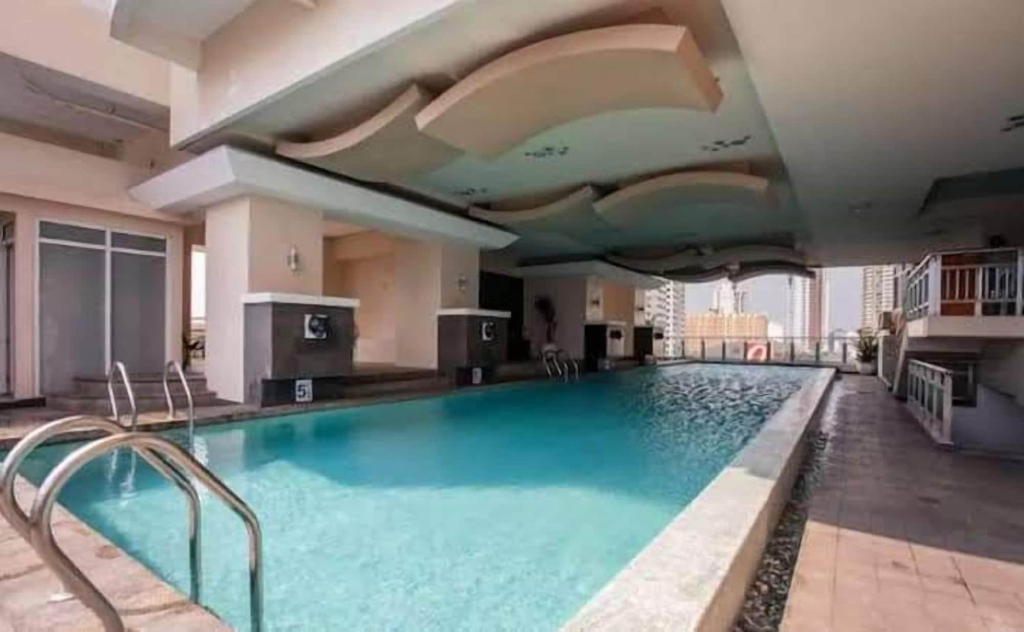 Manila Bay City View Room with Free Pool