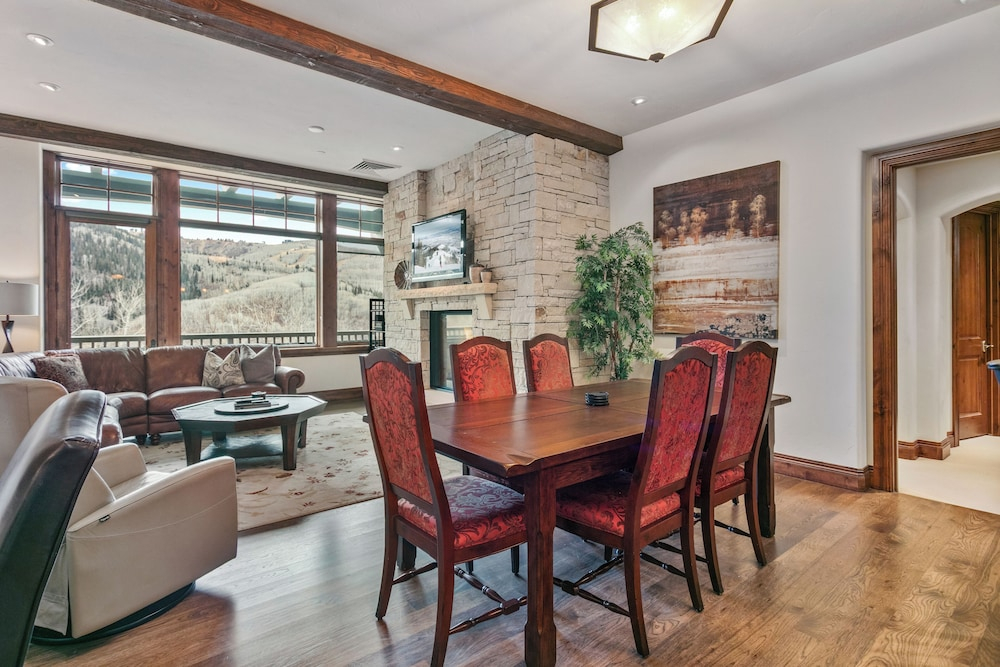 Ski-in/ski-out Retreat At Deer Valley 3br 2 Bedroom Condo