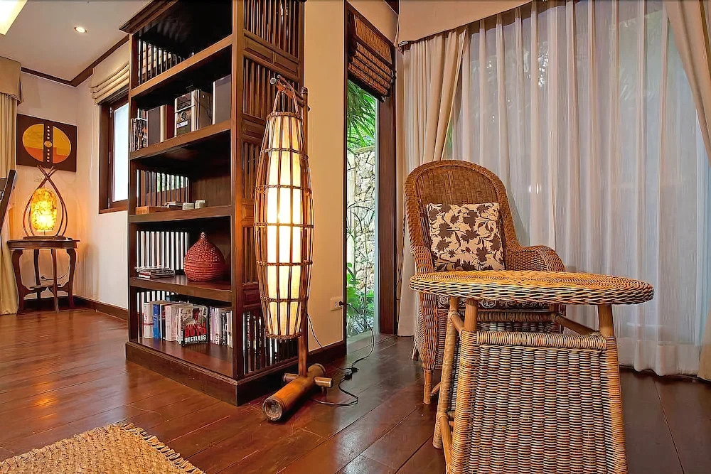 Beachfront Resort Villa Baan Tawan 3BR