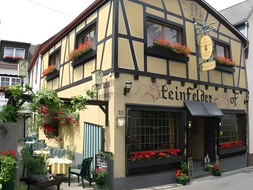 Alte Weinstuben Steinfelder Hof