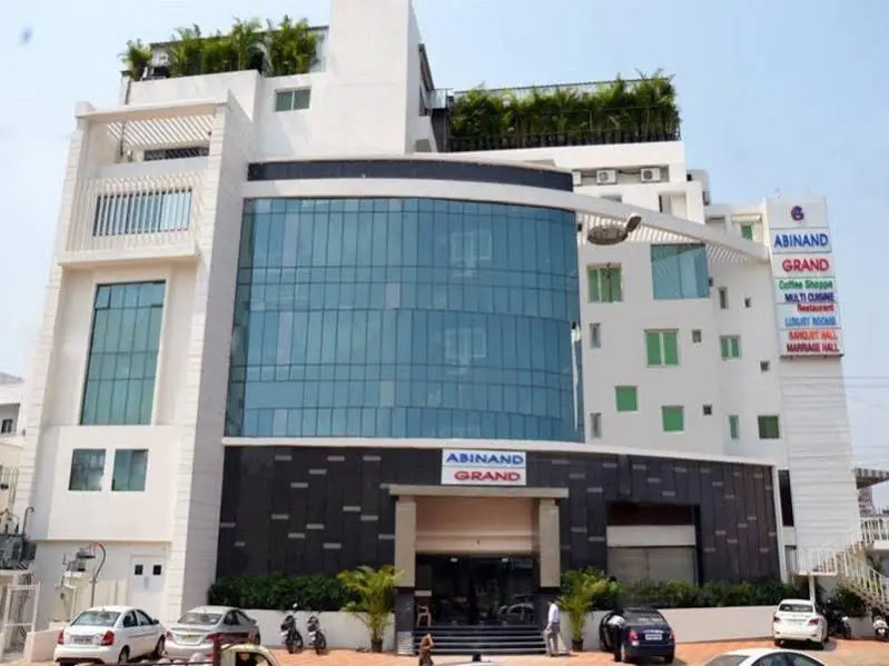Abinand Grand Hotel