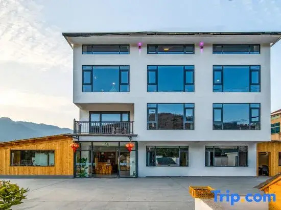 Tonglu Ouyuer Suiyuan Homestay (OMG Heartbeat Amusement Park Yaolin Wonderland Branch)