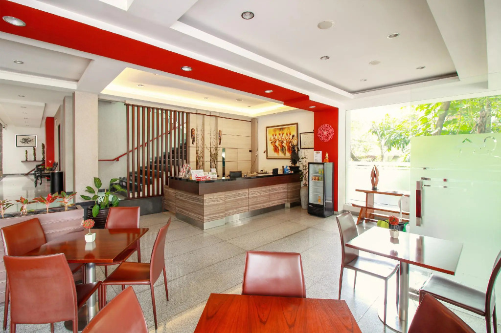 Collection O Pasteur Near Paris Van Java Mall Formerly Sweet Karina