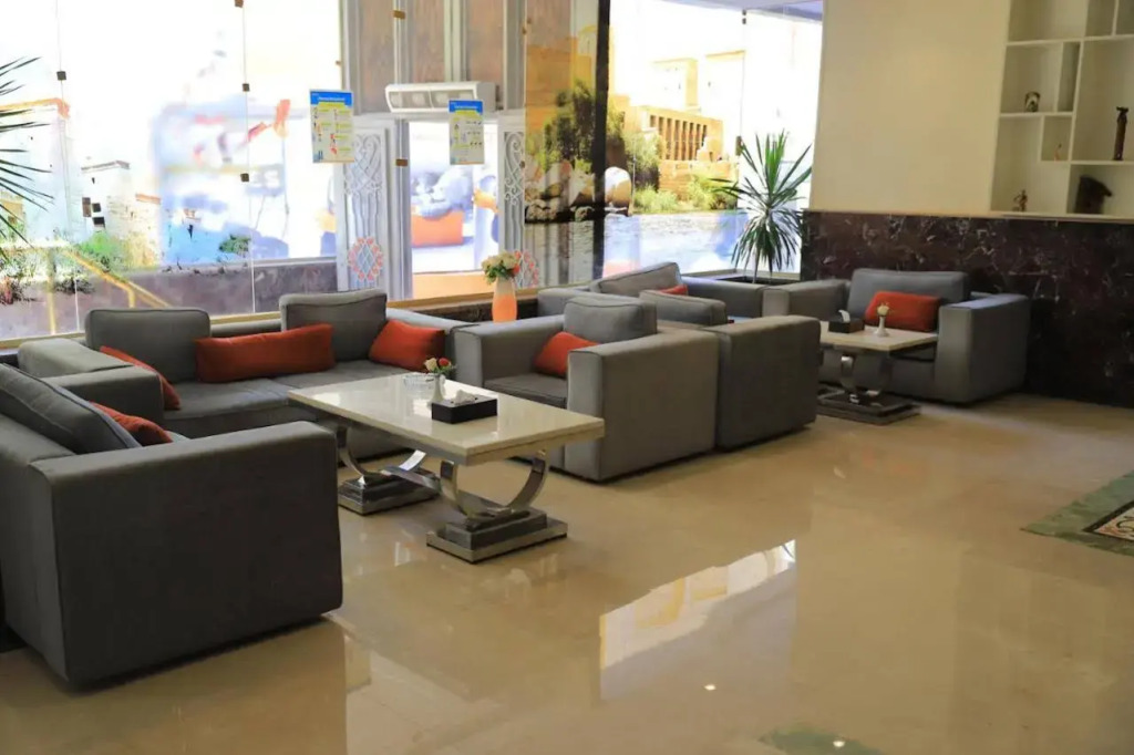 Отель Aswan Plaza