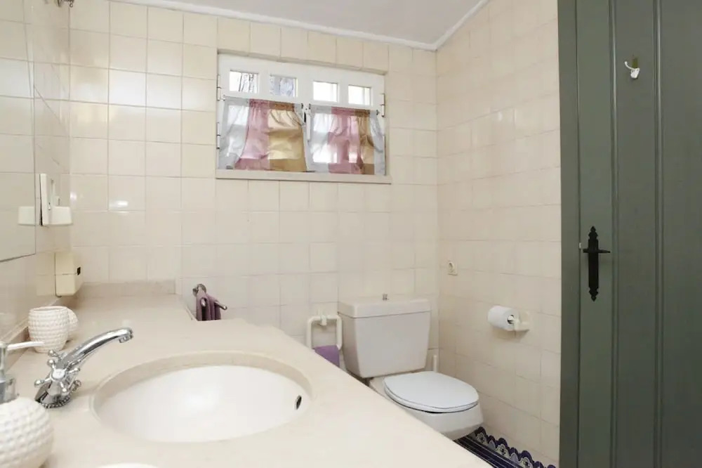 Cozy Golf Villa in Cascais