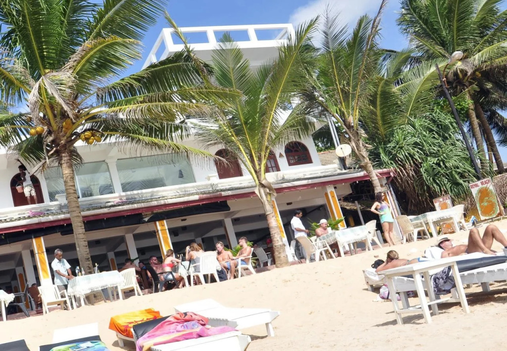 Royal Beach Hotel Hikkaduwa