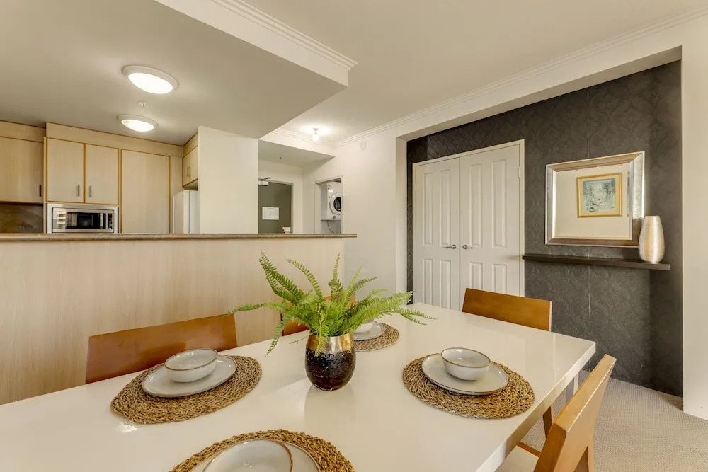 Holiday Holiday Sun City Apartments