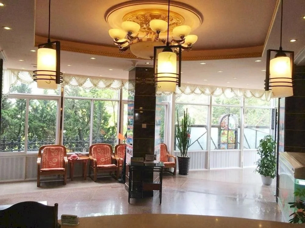 Seaside No. 4 Business Hotel- Dalian