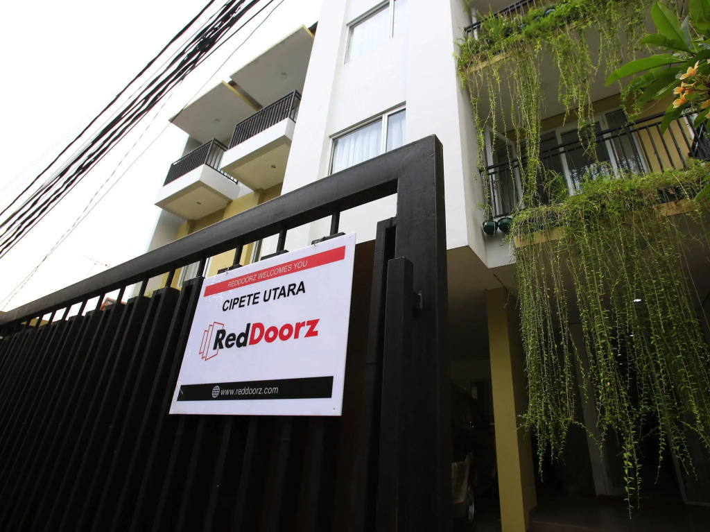 RedDoorz @ Cipete Utara