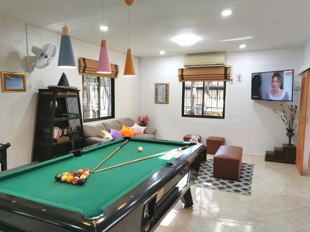 Baan Kanittha - 5 Bedrooms Pool Villa