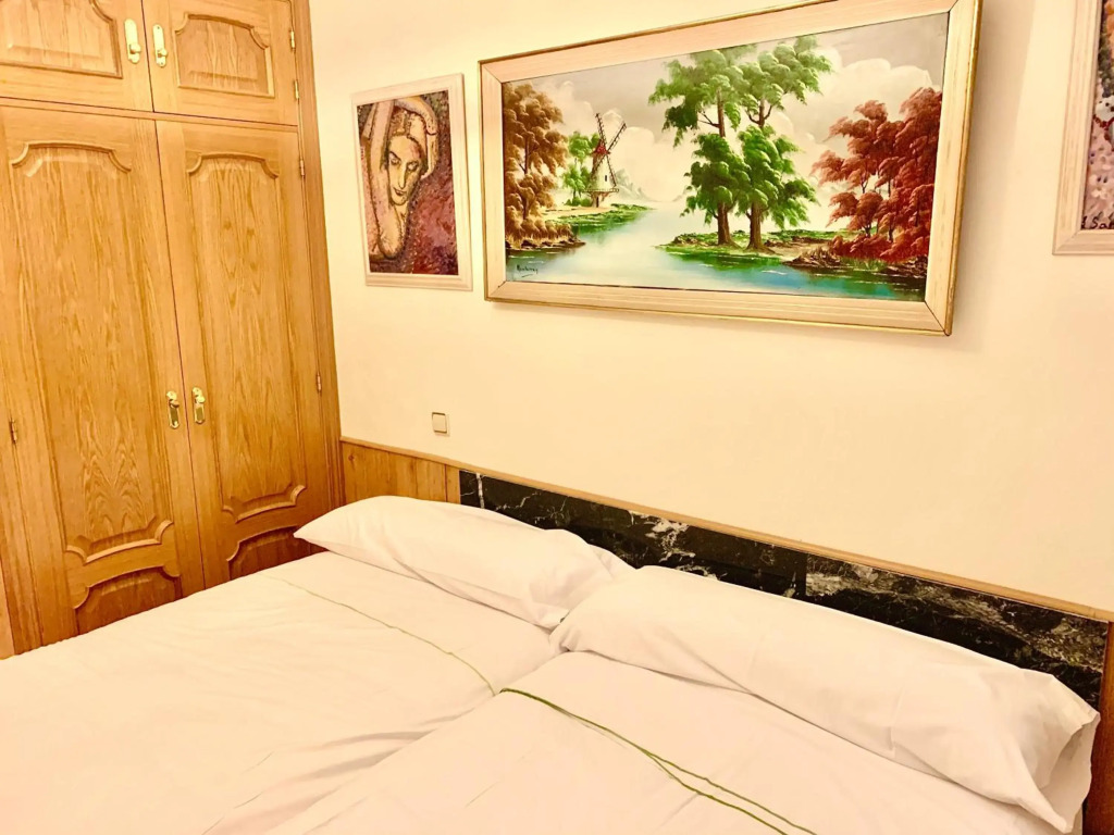 Apartamentos Suites Torr Av América - López de Hoyos