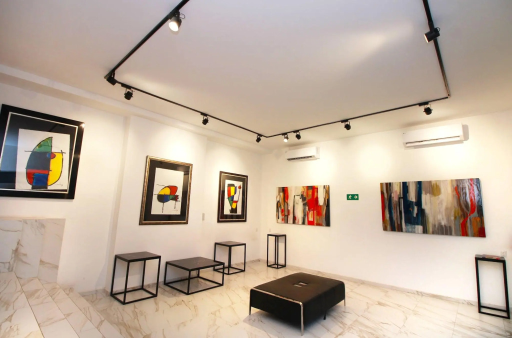 The Gallery Apartments