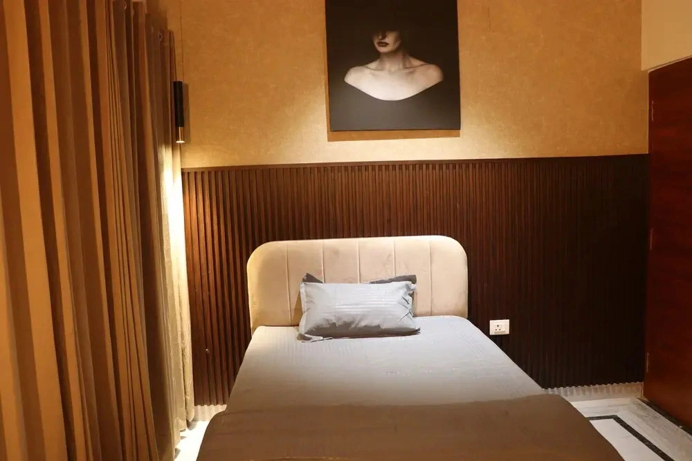 LetStay Vasantkunj Delhi