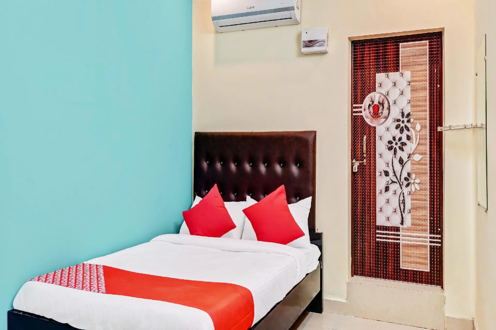 OYO 62902 Capital Residency
