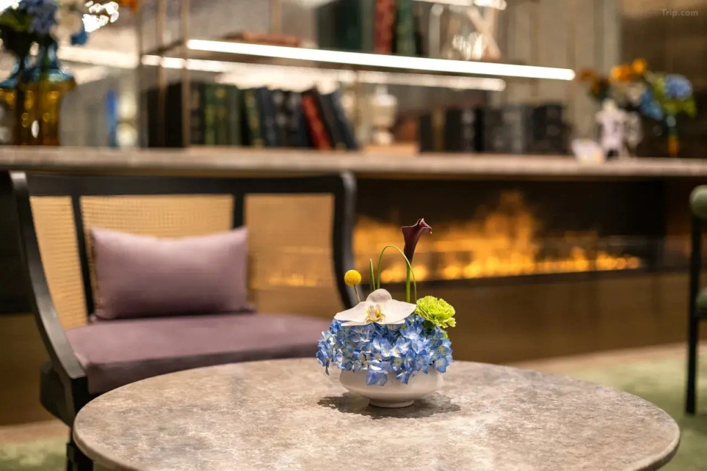 Отель Beijing Chaoyang Panjiayuan Mercure