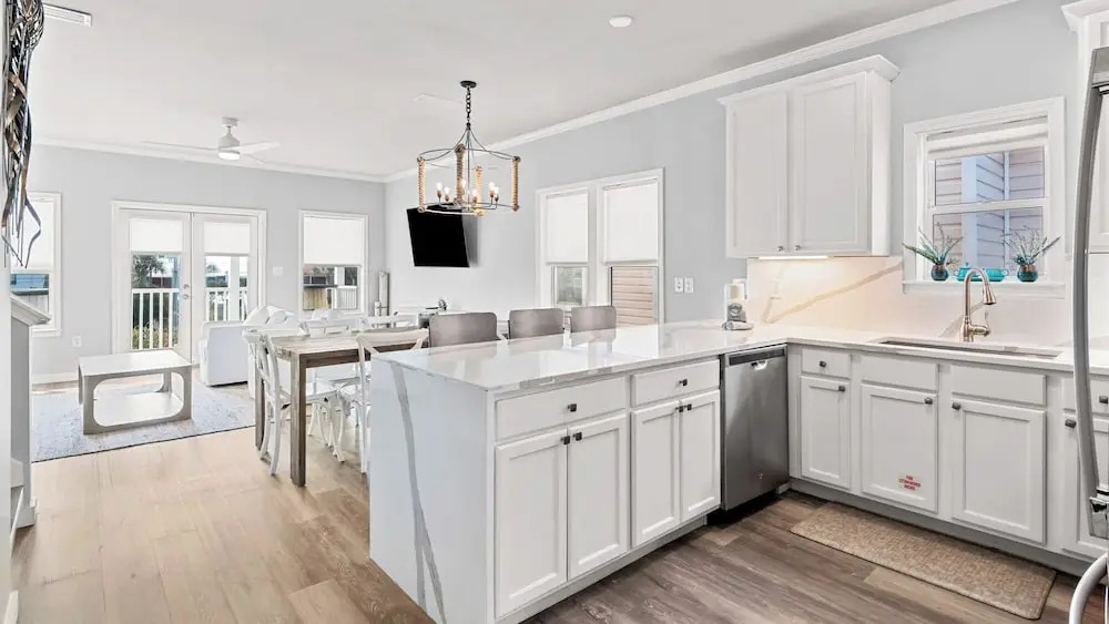 4BR Pet-friendly Retreat on 30a, Steps From Beach & Pool